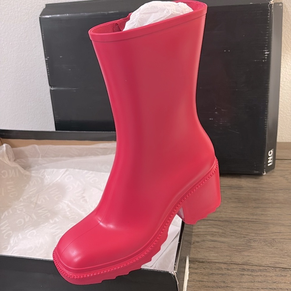 ❌SOLD OUT❌NIB [INC International Concepts] EverettP Block Heel Pink Rainboots - Picture 5 of 14